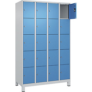 5er-Schließfachschrank Evolo PLUS, 4 Abteile, lichtgrau / lichtblau, B 1200 mm, 20 Fächer, mit breiten Füßen, Zylinderschloss.