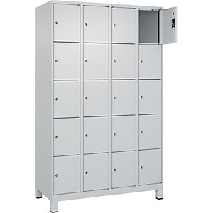 5er-Schließfachschrank Evolo PLUS, 4 Abteile, lichtgrau, B 1200 mm, 20 Fächer, mit breiten Füßen, Zylinderschloss.